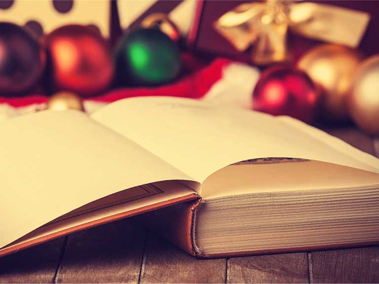 Grandchildren will love a festive tale this Christmas © Masson/Shutterstock