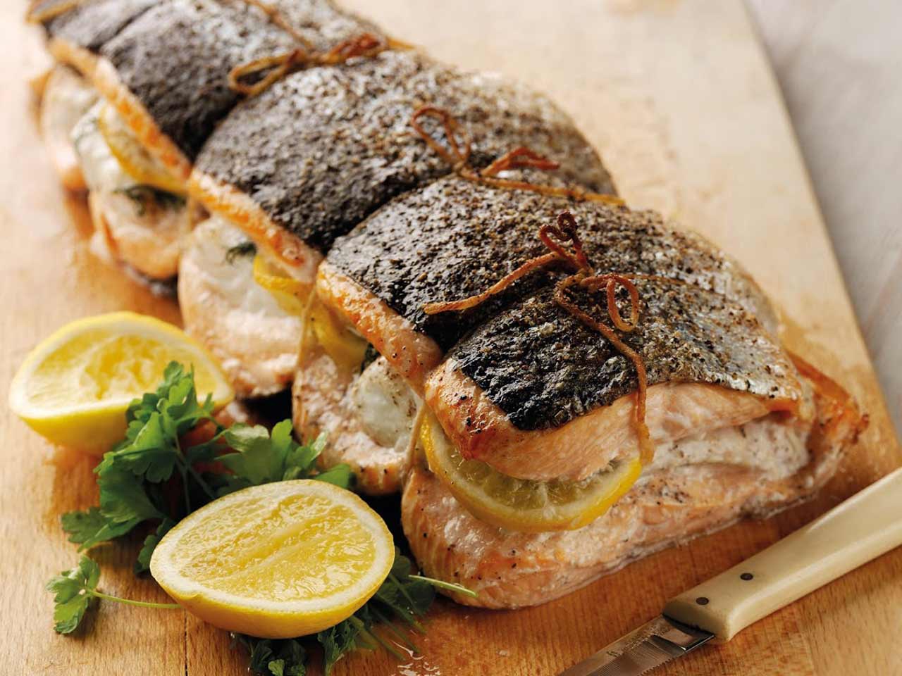 Salmon fillets stuffed with cod