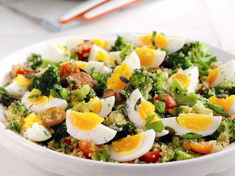 Quinoa, egg and broccoli salad
