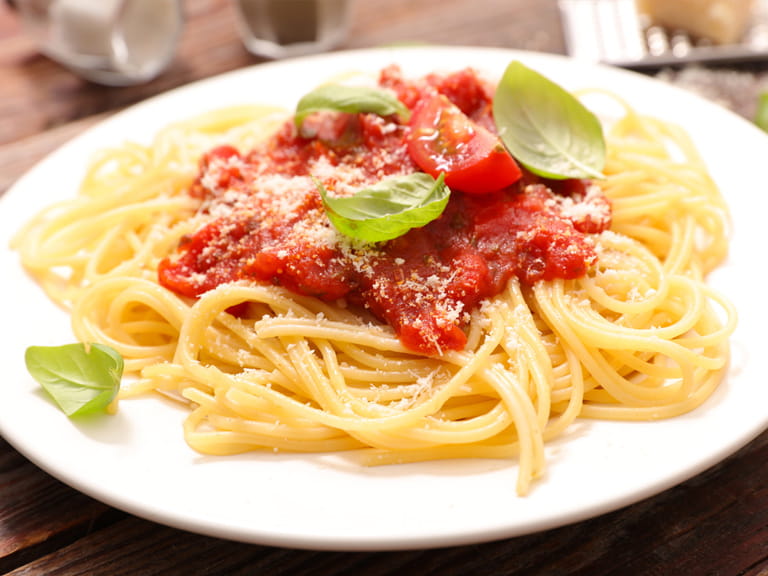 Easy tomato sauce for pasta