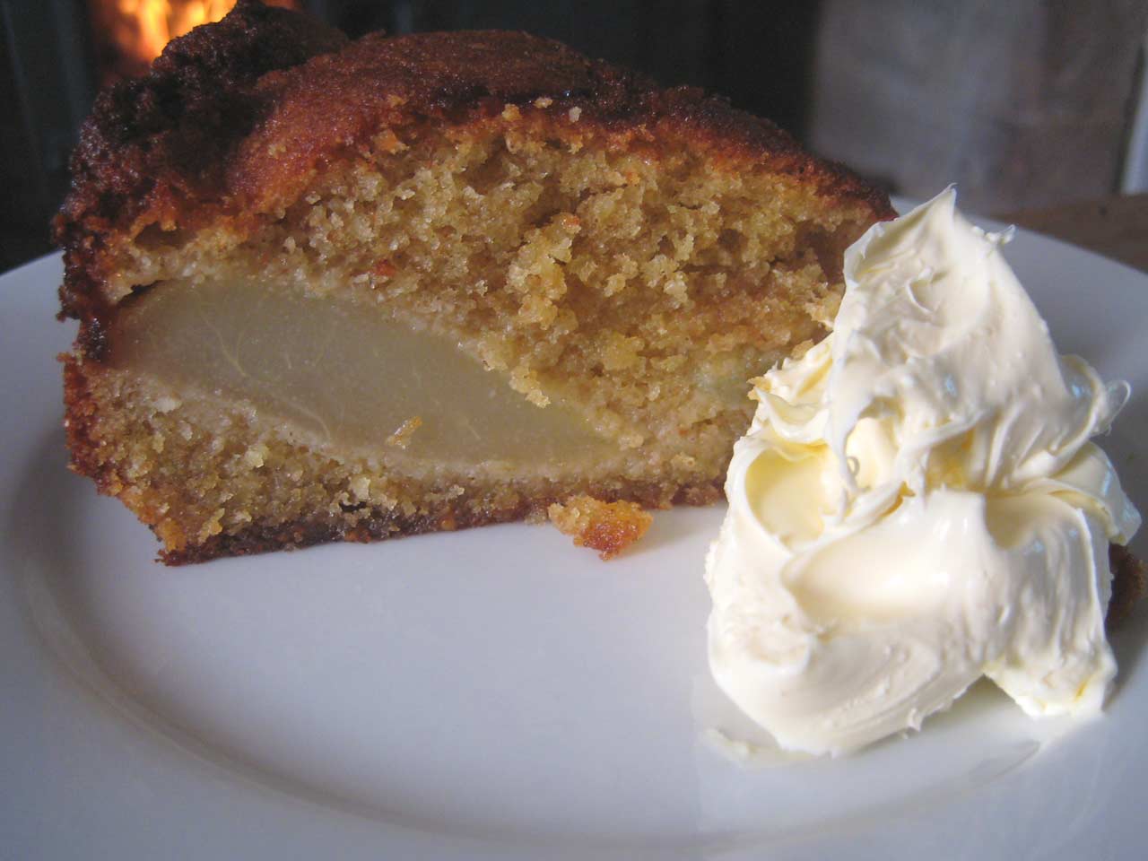 Hugh Fearnley-Whittingstall's pear and almond pudding cake