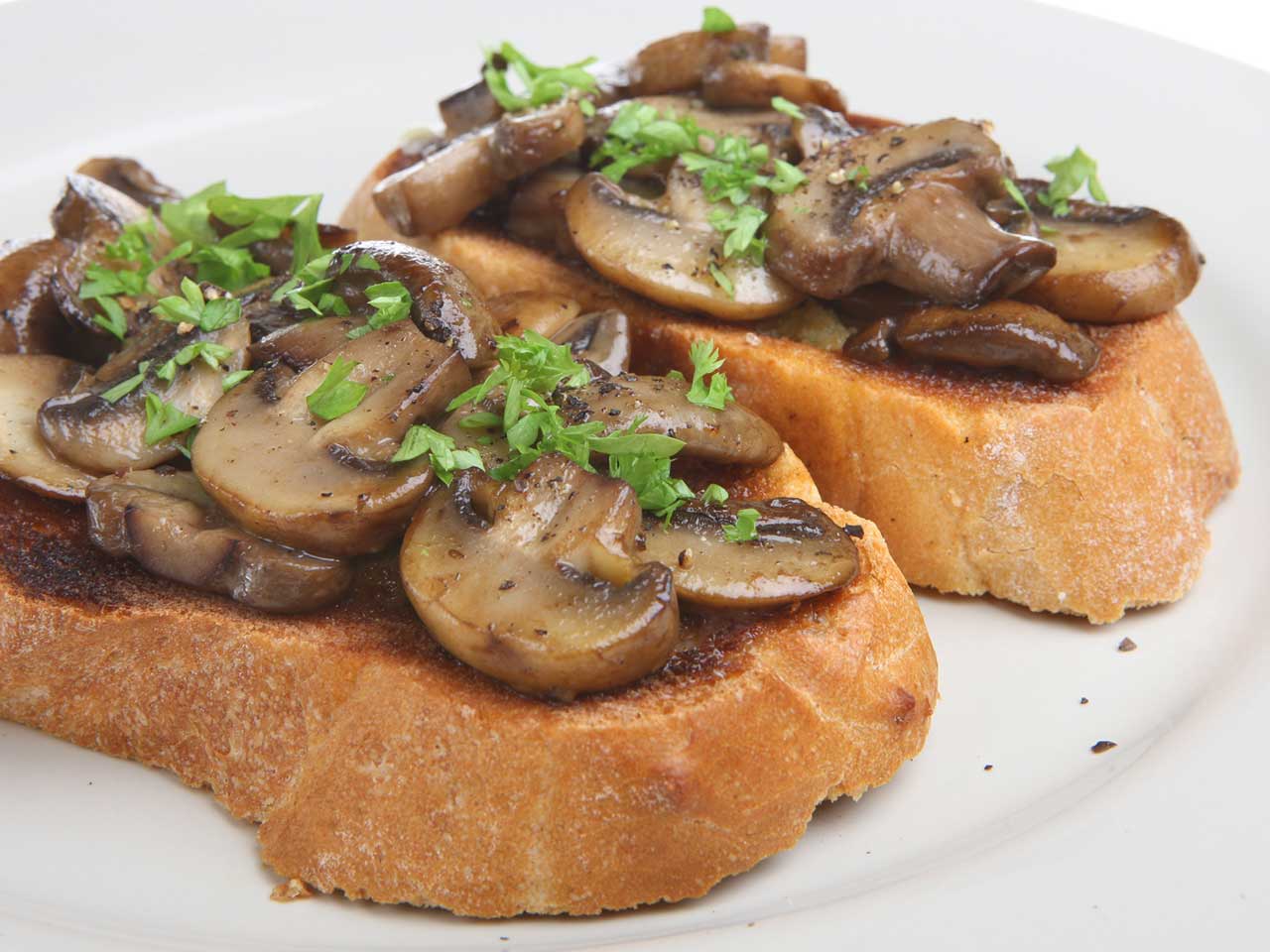 Creamy garlic mushrooms on toast