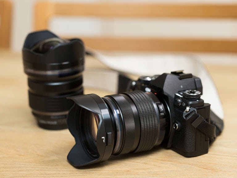 DSLR and extra lens
