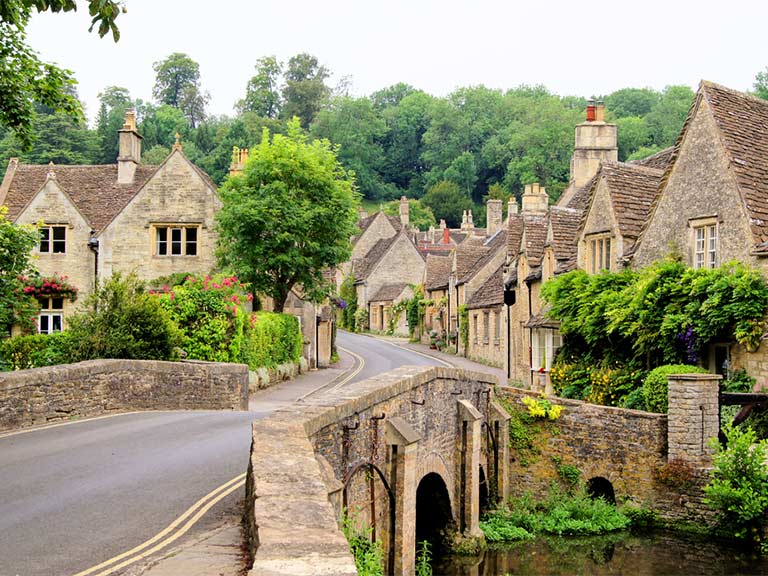 Pretty village in the Cotswolds