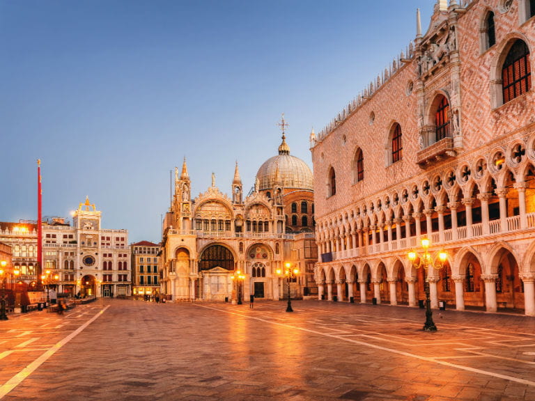 5 Top Places To Visit In Venice Saga