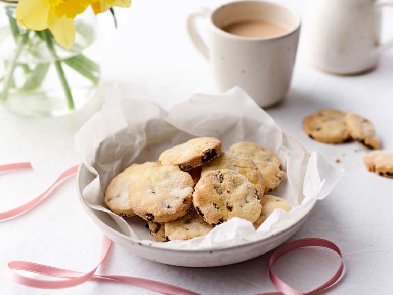 Gluten-free Easter biscuits