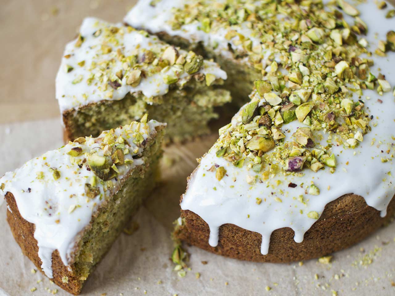 Courgette, lemon and pistachio cake