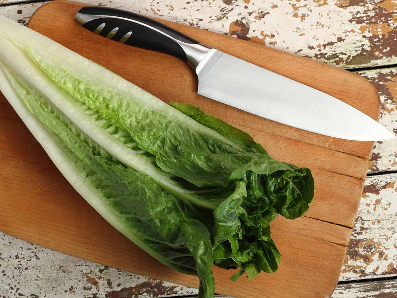 Cos lettuce used in greek lamb and lemon recipe