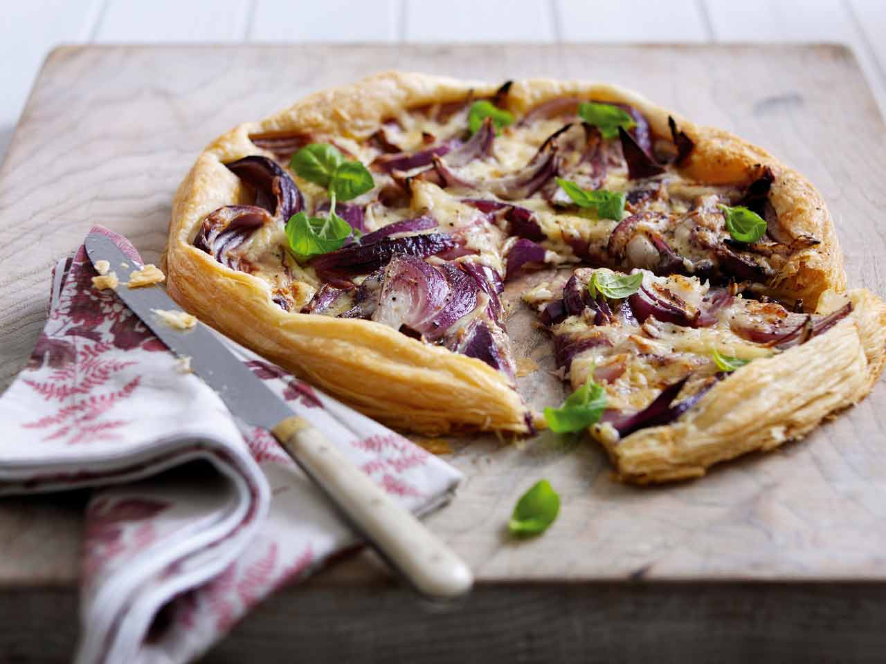 Cheddar and caramelised red onion tart