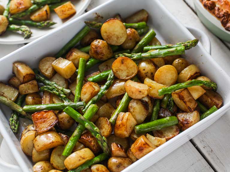 Balsamic roasted new potatoes with asparagus