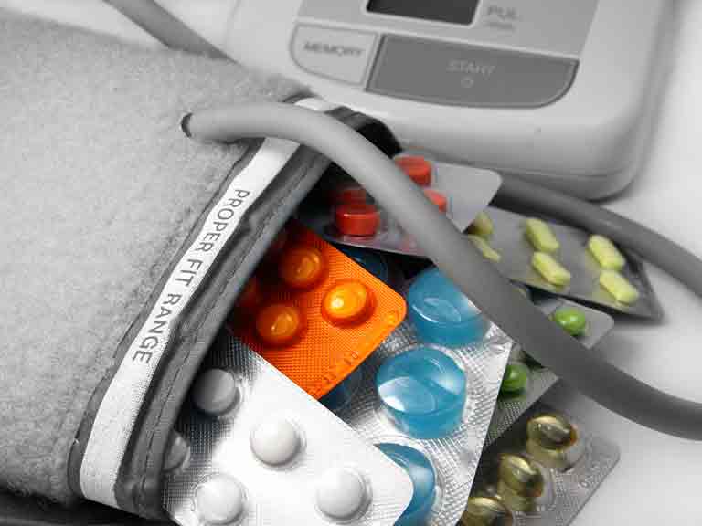 how to treat high blood pressure with drugs