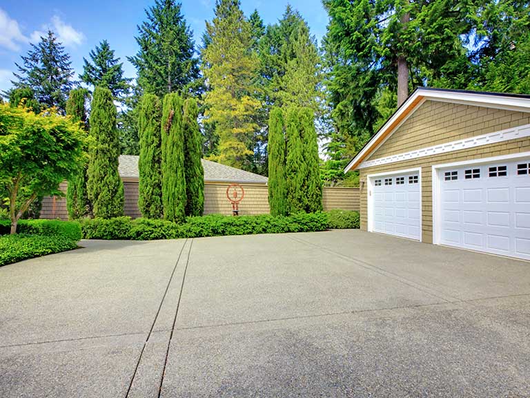 A large driveway, ready to be rented out for parking