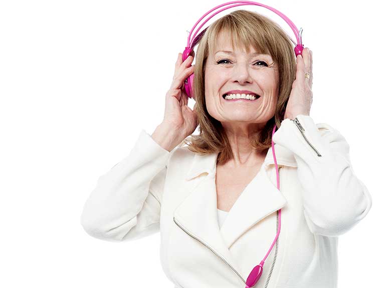 Noise cancelling headphones       © stockyimages/Shutterstock 