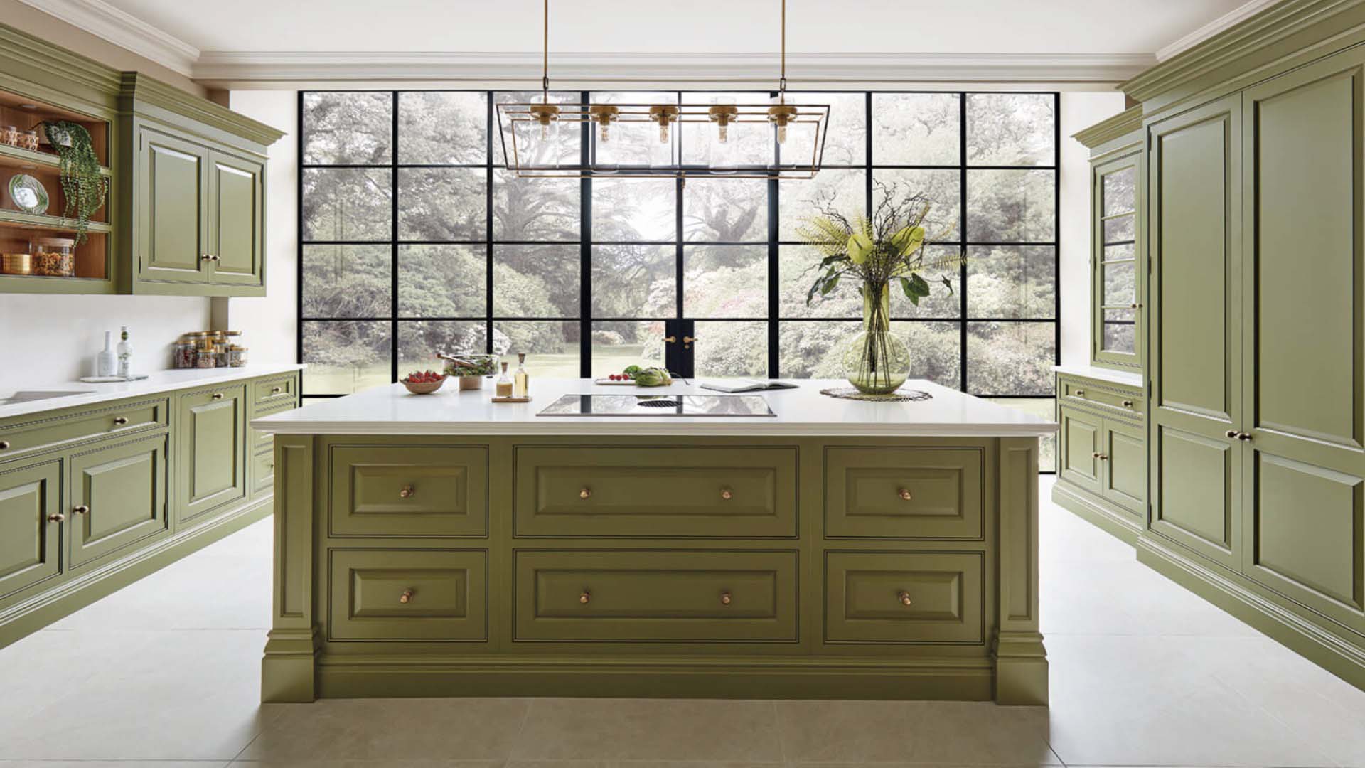 Elegant green Serpentine Kitchen – Tom Howley
