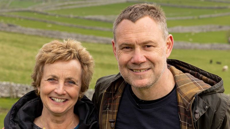 Mary Colwell and musician David Gray are fighting to save the curlew