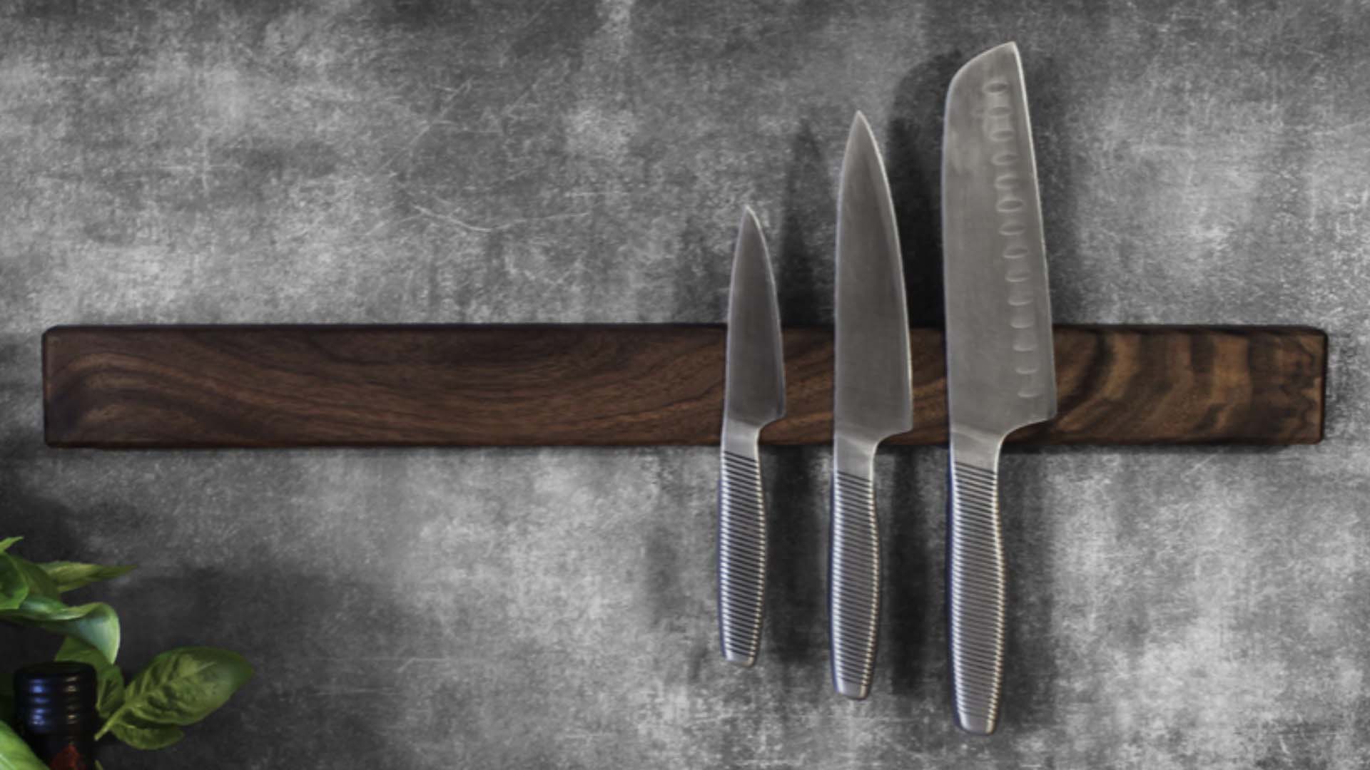 Magnetic knife wall holder