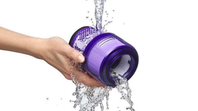 Cleaning the filter on the Dyson vacuum