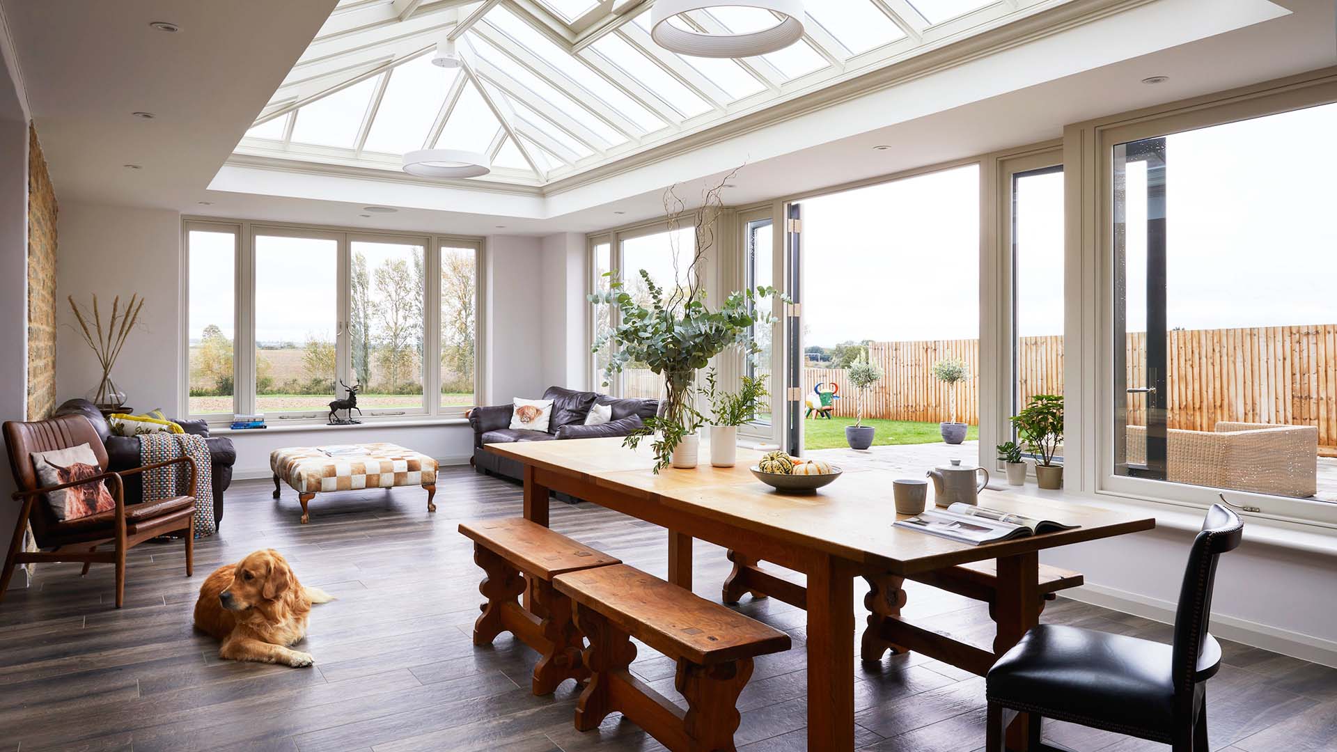 eclectic look and combine with mid-century furniture finds