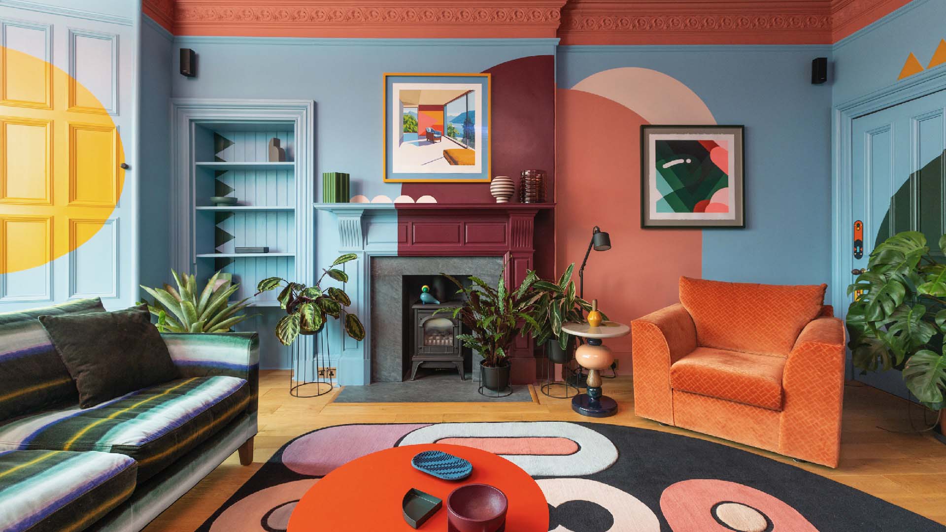 A brightly decorated living room that defines the 'dopamine decor' trend