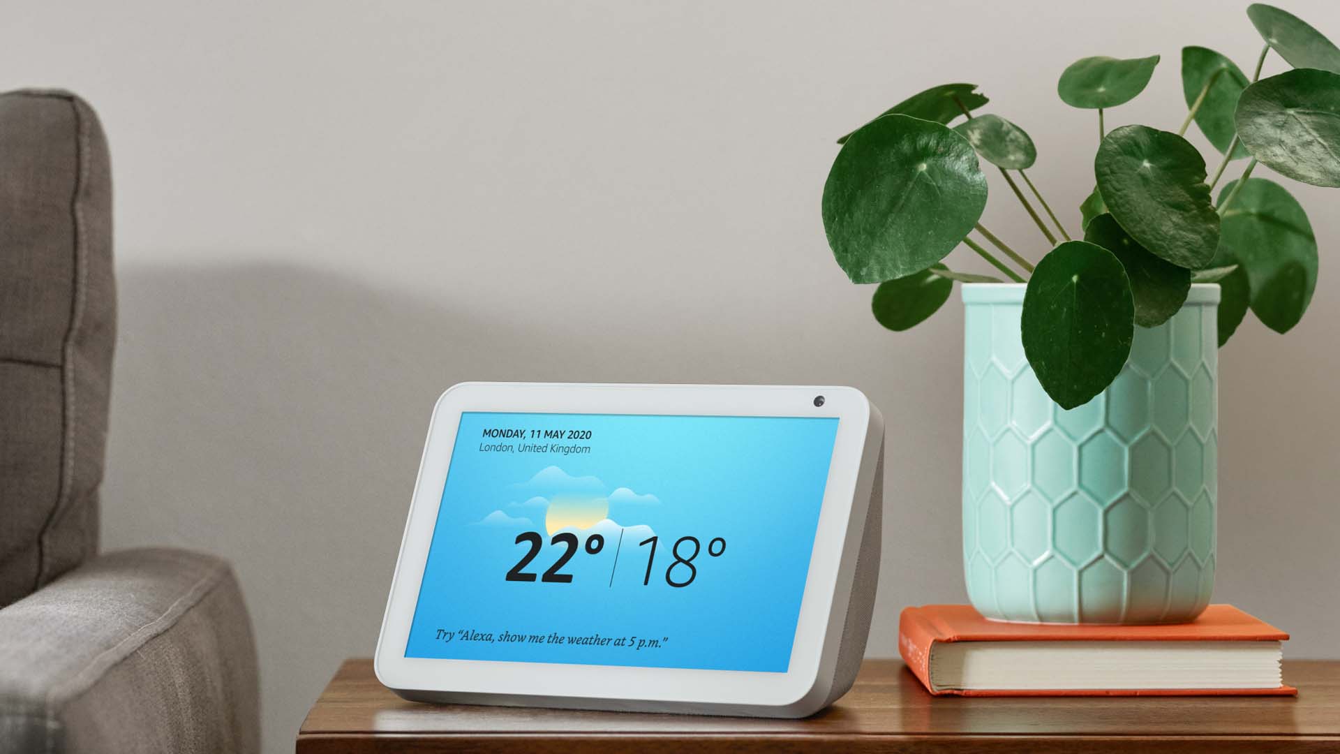 Amazon Echo showing the weather on the display