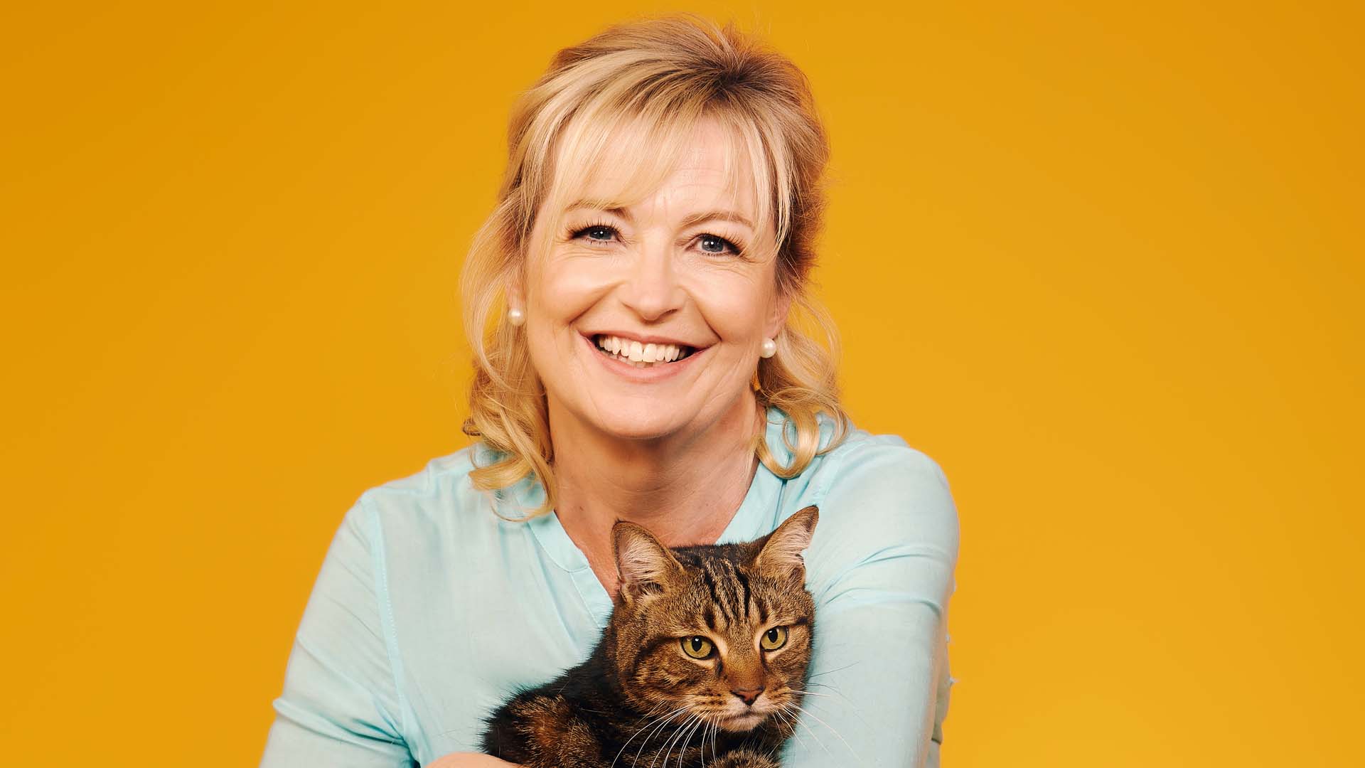 Carol Kirkwood with cat