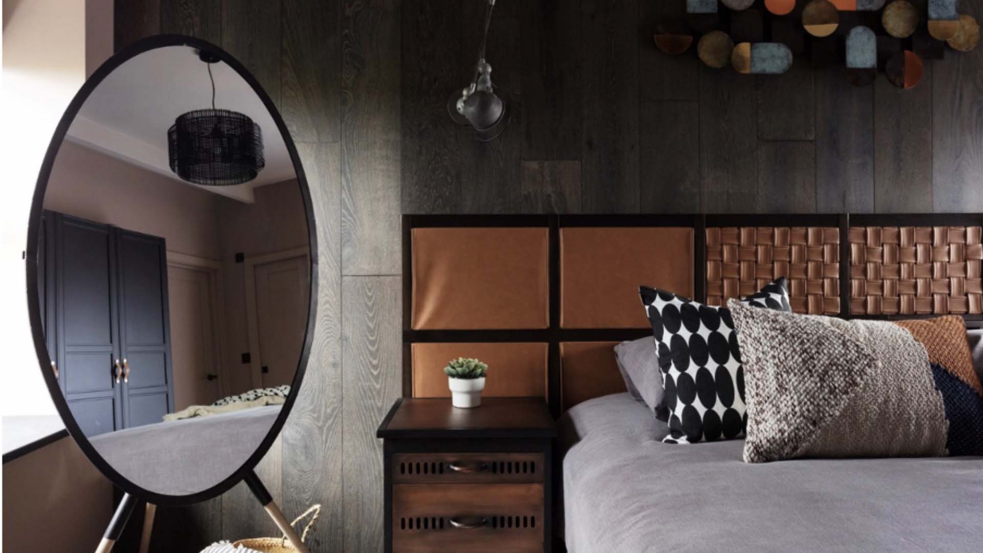 Big mirror in the bedroom