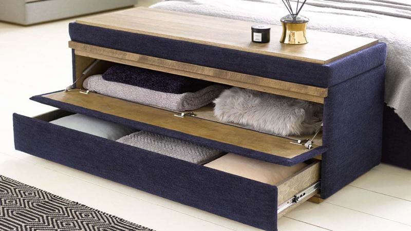 Ottoman with drawers