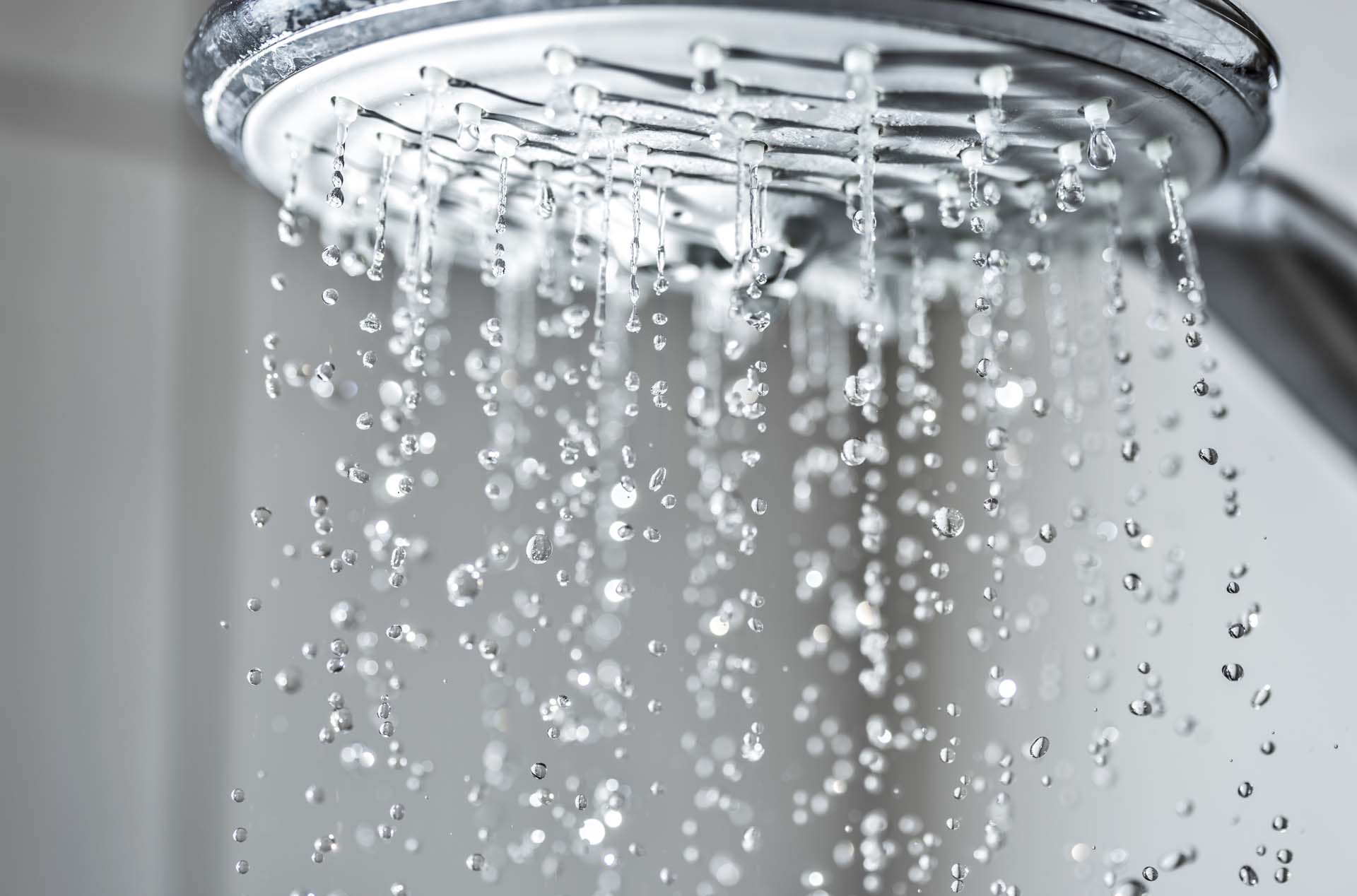 How to clean a shower head for boost in power: with expert tips