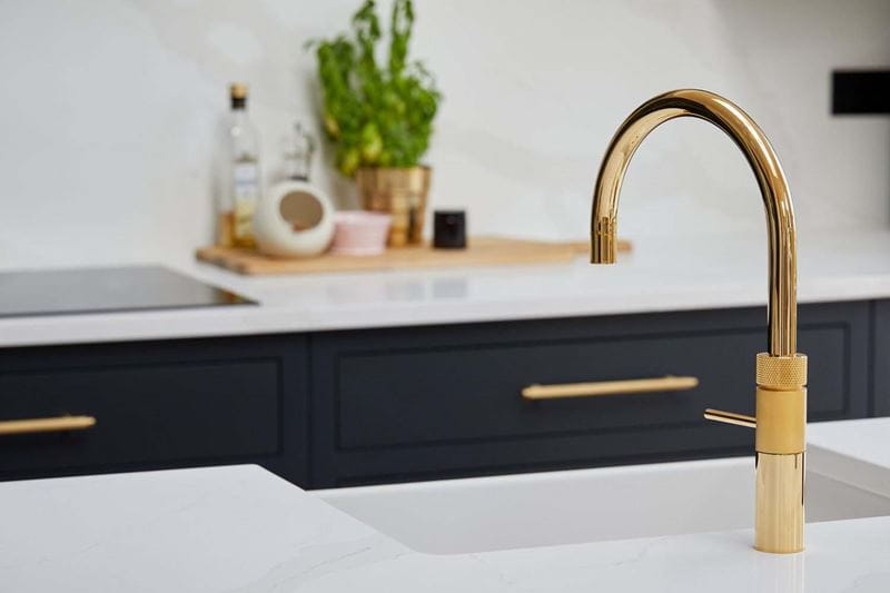 Water boiling tap
