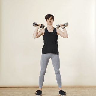 woman doing squat thrusts