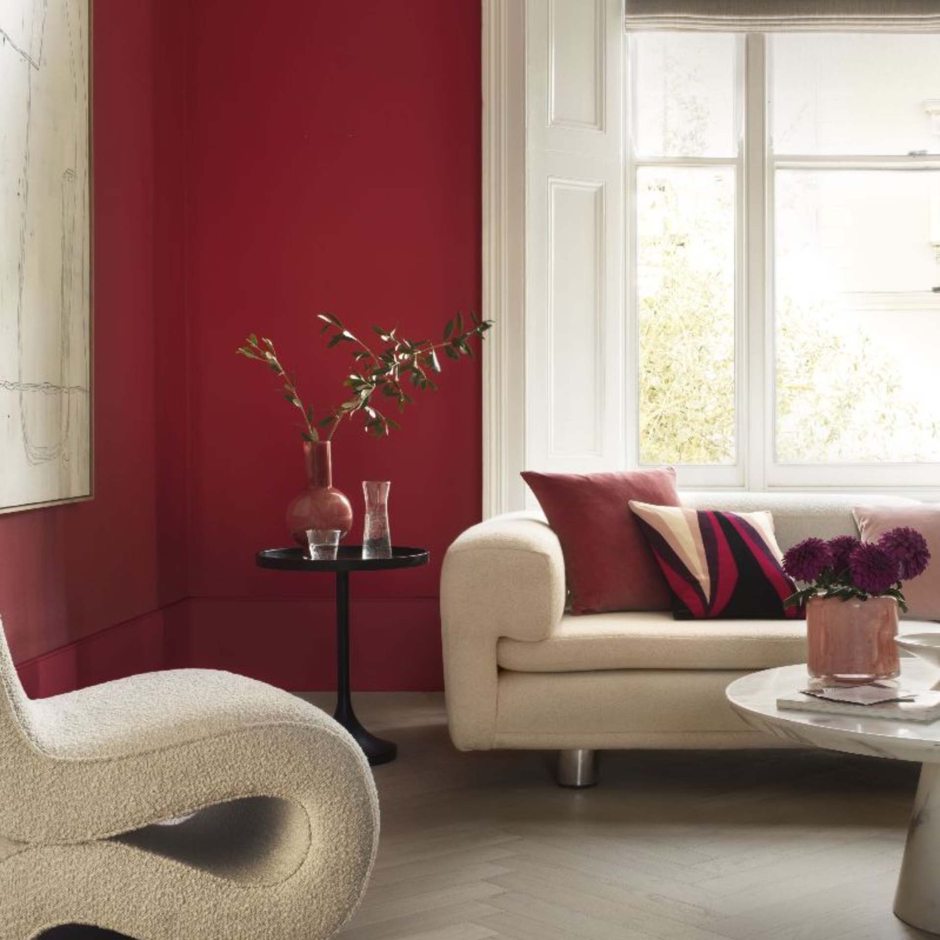 Red and neutral walls