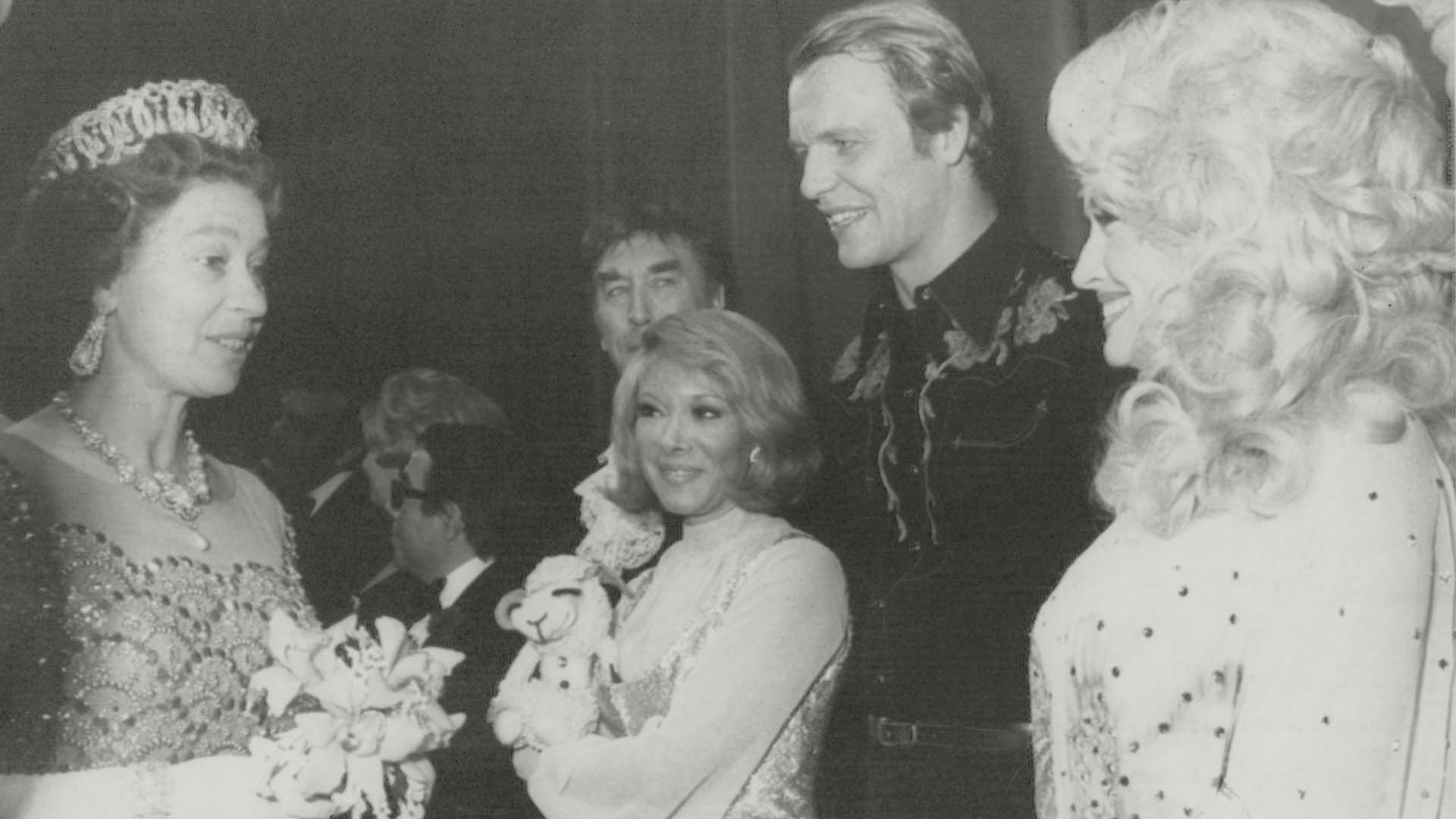 Dolly Parton meeting Queen Elizabeth