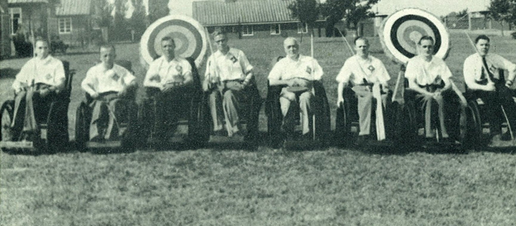 The winning Star & Garter Team, 1948 | WheelPower Archive