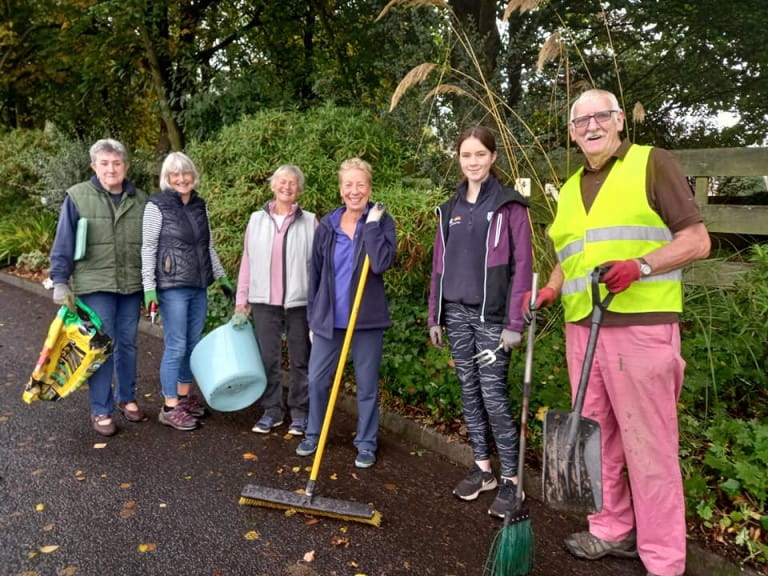 John Nicol (right) in Kinnesswood
