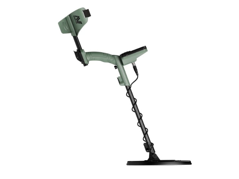 Minelab X Terra Voyager detector