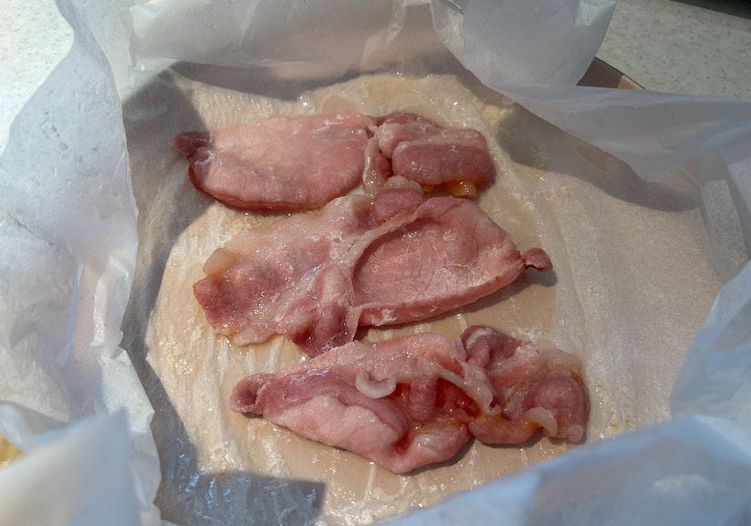 bacon cooked in the microwave