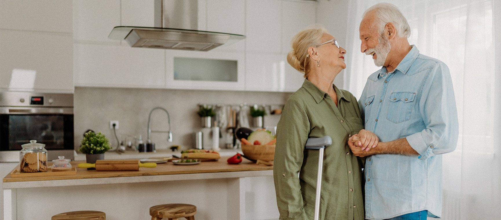 A couple smiling during the recovery phase after operation