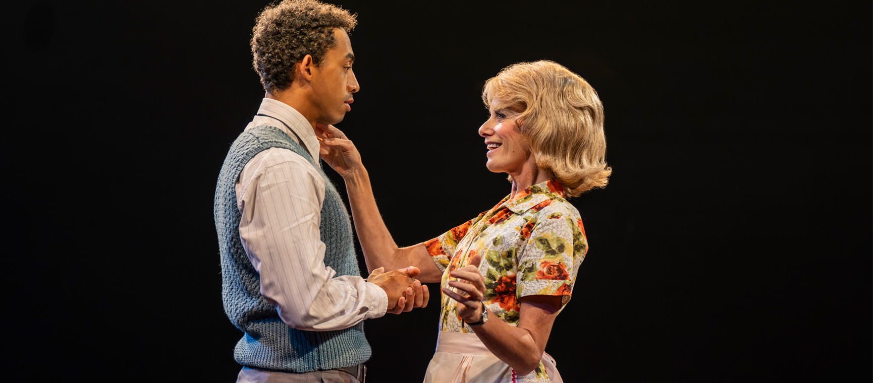 Tamzin Outhwaite (right) and Jordan Stephens (left) on stage