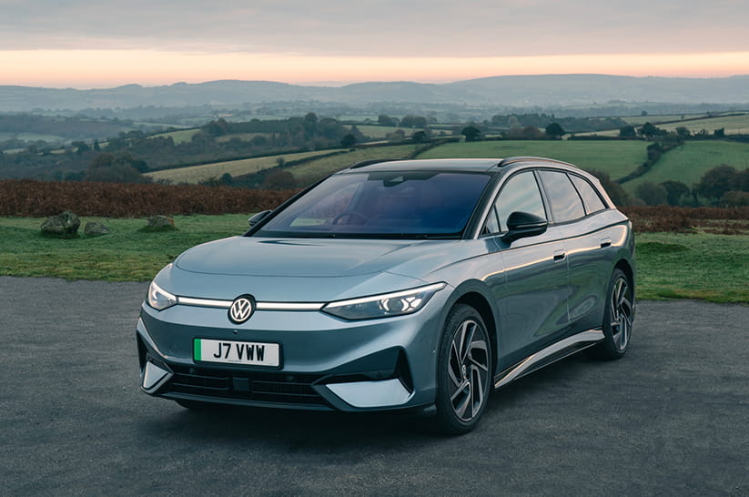 A grey Volkswagen ID.7