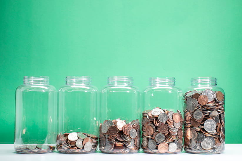 Jars with increasing numbers of coins in