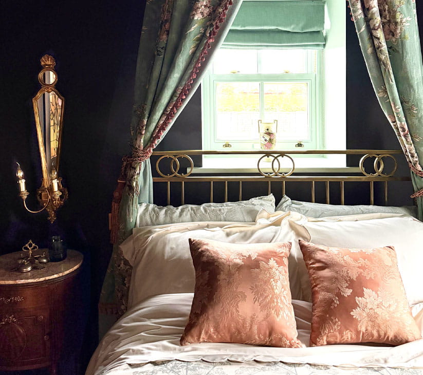 A Traitors style bedroom
