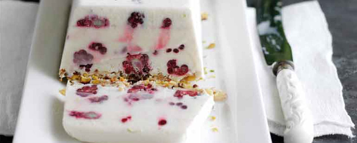 Frozen blackberry and coconut parfait