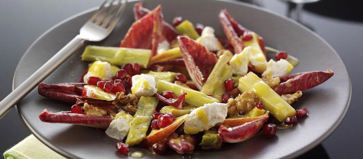 Winter salad recipe: roasted leek, endive, walnut and apple salad with goat's cheese