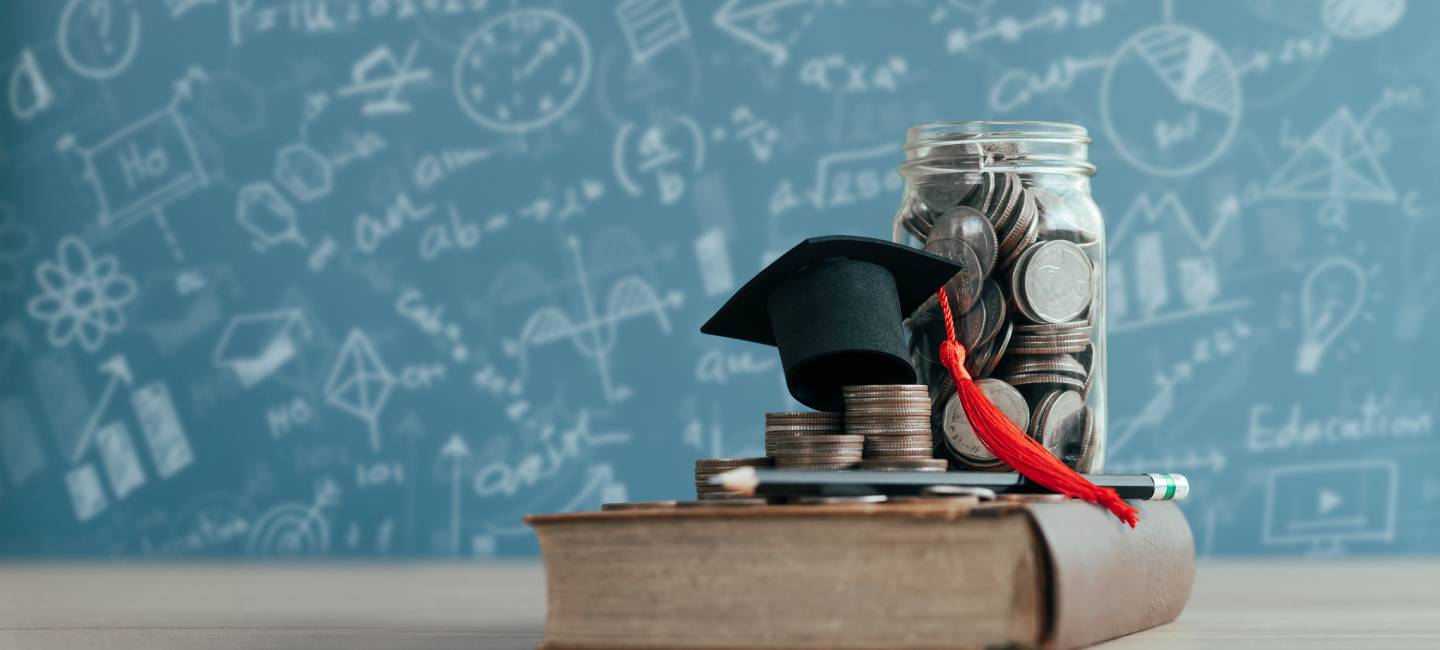  College and University Tuition Fees for education, investment and scholarship